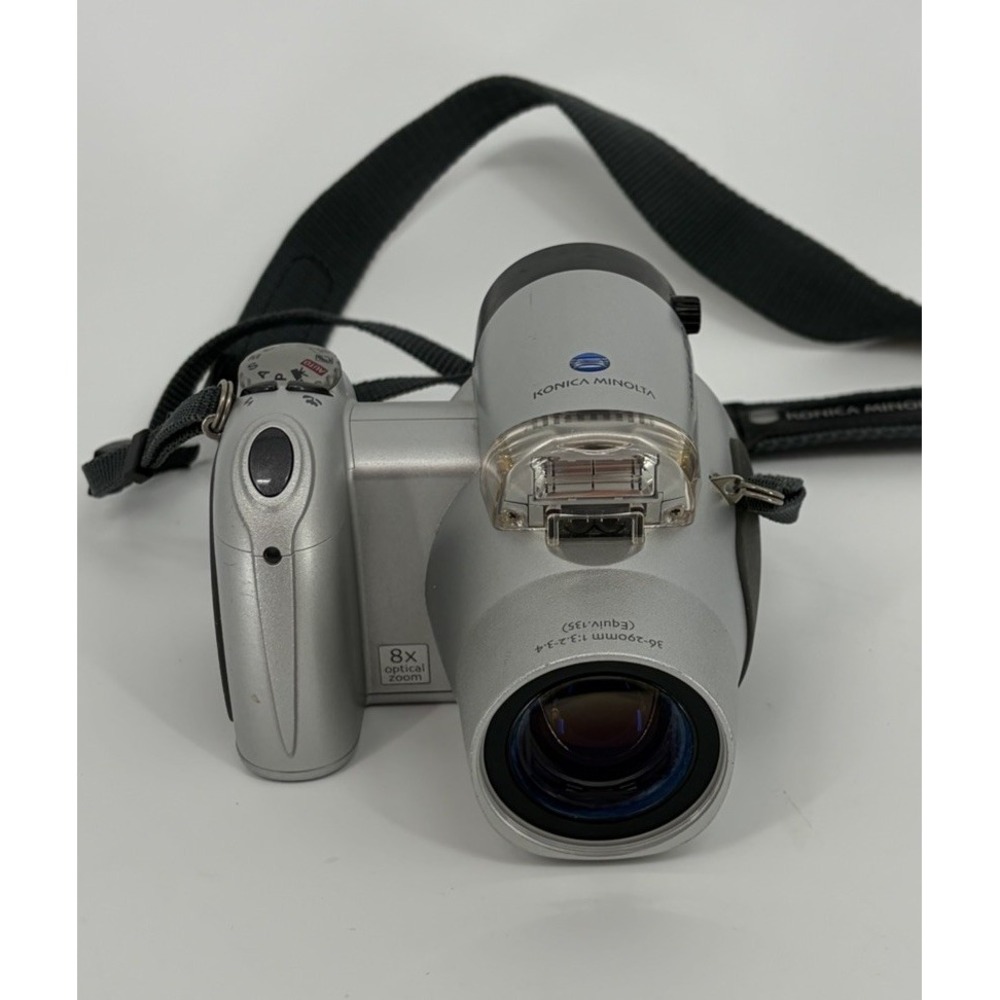 Konica Minolta DiMAGE Z10 3.2MP Digital Camera 8x Zoom Tested Working